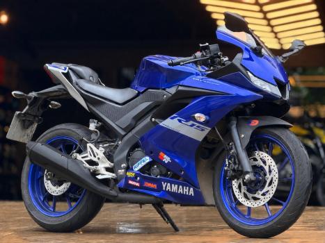 YAMAHA YZF R15 150 ABS, Foto 1