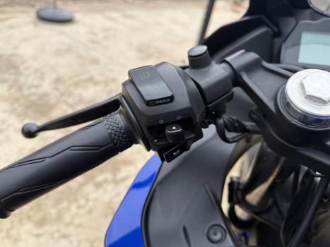 YAMAHA YZF R15 150 ABS, Foto 9