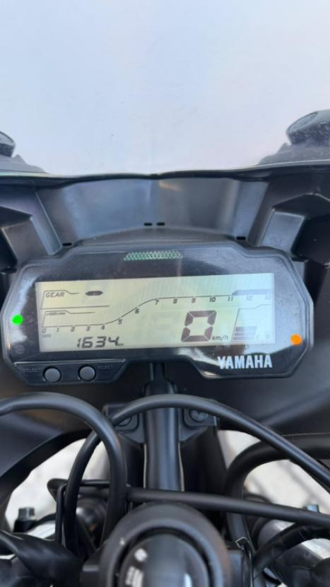 YAMAHA YZF R15 150 ABS, Foto 7