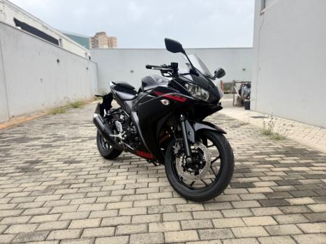 YAMAHA YZF R3 300 ABS, Foto 3
