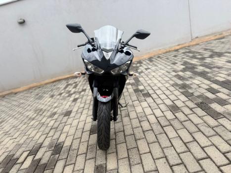 YAMAHA YZF R3 300 ABS, Foto 4