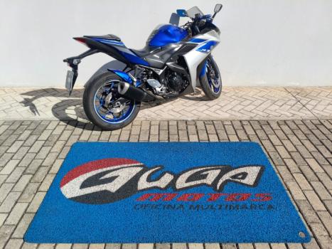 YAMAHA YZF R3 320 , Foto 3