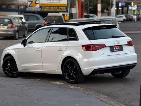 AUDI A3 1.4 16V 4P TFSI SPORTBACK S-TRONIC AUTOMTICO, Foto 3