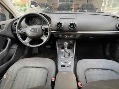 AUDI A3 Sedan 1.4 16V 4P TFSI ATTRACTION AUTOMTICO, Foto 10