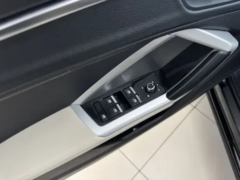 AUDI Q3 1.4 4P 35 TFSI PRESTIGE PLUS S-TRONIC AUTOMTICO, Foto 18
