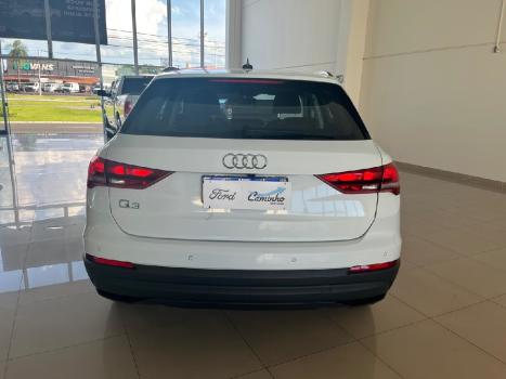 AUDI Q3 1.4 4P TFSI FLEX PRESTIGE S-TRONIC AUTOMTICO, Foto 5