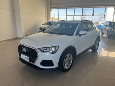 AUDI Q3 1.4 4P TFSI FLEX PRESTIGE S-TRONIC AUTOMTICO, Foto 1