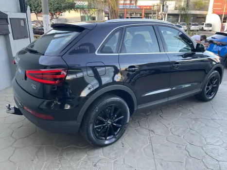 AUDI Q3 2.0 4P TFSI AMBIENTE QUATTRO S-TRONIC AUTOMTICO, Foto 3