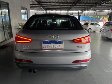 AUDI Q3 2.0 4P TFSI AMBITION QUATTRO S-TRONIC AUTOMTICO, Foto 4