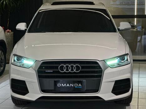 AUDI Q3 2.0 4P TFSI AMBIENTE QUATTRO S-TRONIC AUTOMTICO, Foto 2
