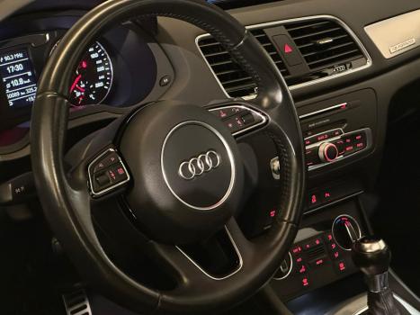 AUDI Q3 2.0 4P TFSI AMBIENTE QUATTRO S-TRONIC AUTOMTICO, Foto 10