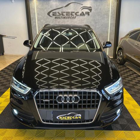 AUDI Q3 2.0 4P TFSI AMBIENTE QUATTRO S-TRONIC AUTOMTICO, Foto 3