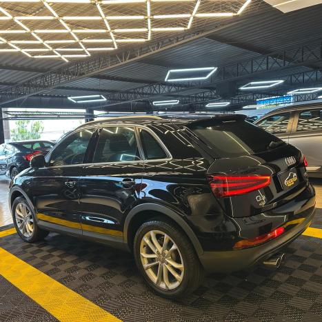 AUDI Q3 2.0 4P TFSI AMBIENTE QUATTRO S-TRONIC AUTOMTICO, Foto 5