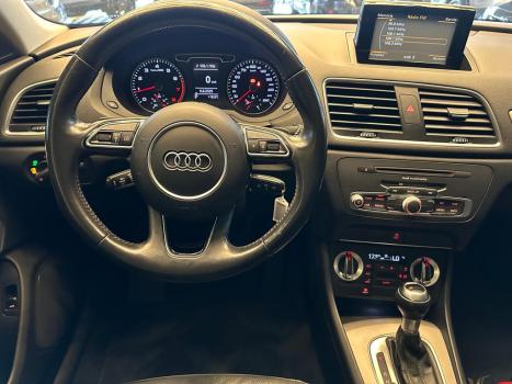 AUDI Q3 2.0 4P TFSI AMBIENTE QUATTRO S-TRONIC AUTOMTICO, Foto 10