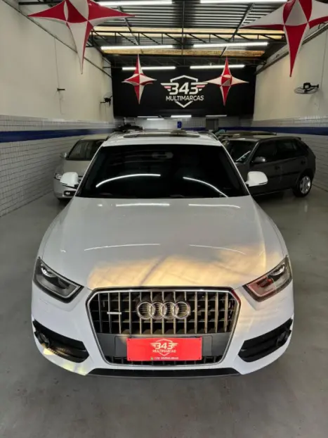 AUDI Q3 2.0 4P TFSI AMBIENTE QUATTRO S-TRONIC AUTOMTICO, Foto 3