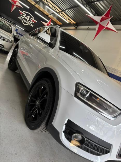 AUDI Q3 2.0 4P TFSI AMBIENTE QUATTRO S-TRONIC AUTOMTICO, Foto 5