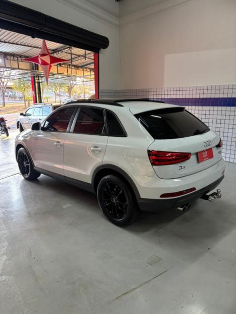 AUDI Q3 2.0 4P TFSI AMBIENTE QUATTRO S-TRONIC AUTOMTICO, Foto 9