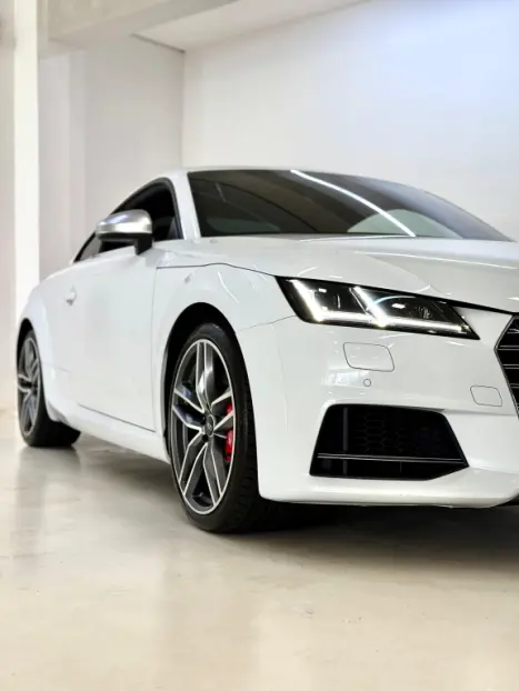 AUDI TT S 2.0 16V TFSI TURBO COUP S-TRONIC AUTOMTICO, Foto 2