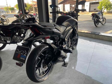 BAJAJ Dominar 400 , Foto 4