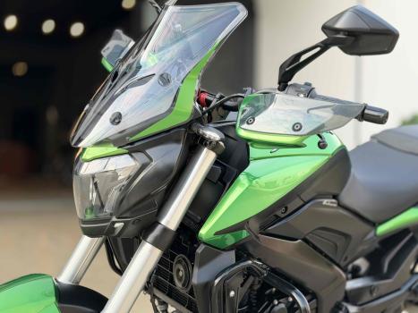 BAJAJ Dominar 400 , Foto 3