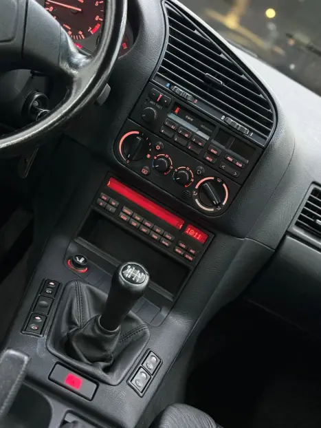 BMW 325I 2.5 24V 4P, Foto 15