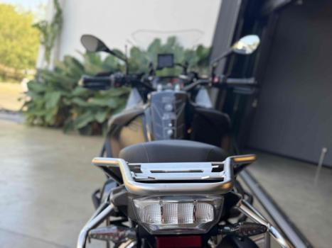 BMW R 1250 GS ADVENTURE TRIPLE BLACK, Foto 8