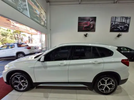 BMW X1 2.0 16V 4P S DRIVE 20I X-LINE AUTOMTICO, Foto 4