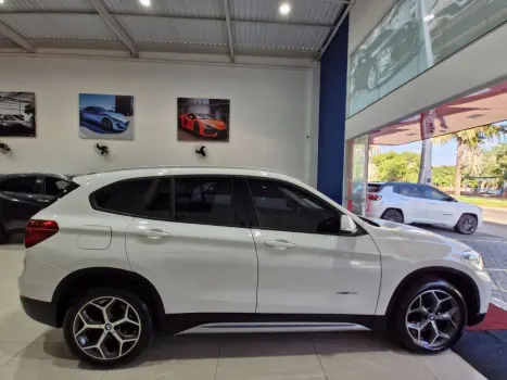 BMW X1 2.0 16V 4P S DRIVE 20I X-LINE AUTOMTICO, Foto 5