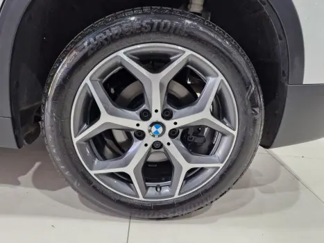 BMW X1 2.0 16V 4P S DRIVE 20I X-LINE AUTOMTICO, Foto 11