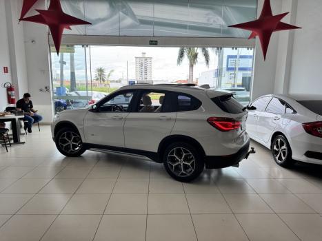 BMW X1 2.0 16V 4P SDRIVE 20I X-LINE ACTIVEFLEX TURBO AUTOMTICO, Foto 5