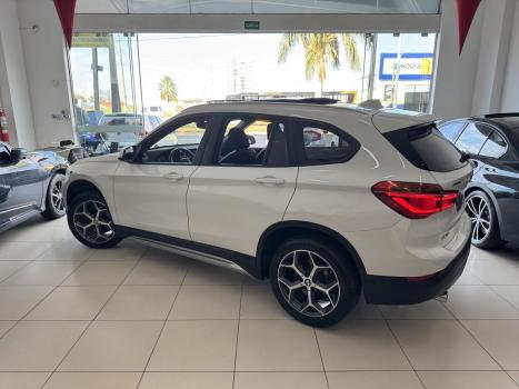 BMW X1 2.0 16V 4P SDRIVE 20I X-LINE ACTIVEFLEX TURBO AUTOMTICO, Foto 4
