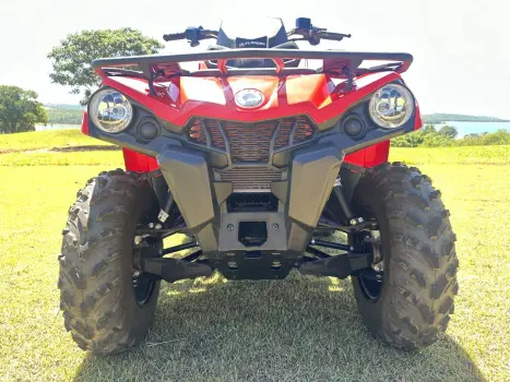 BRP CAN-AM Outlander 570, Foto 6