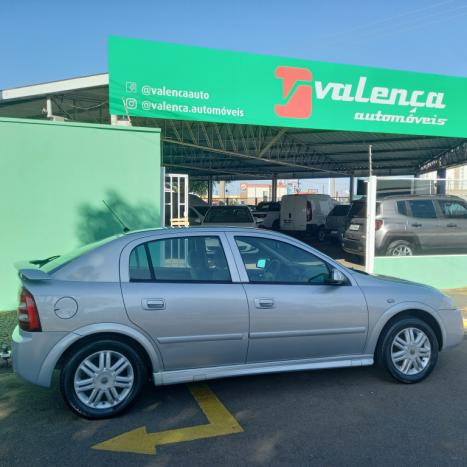 CHEVROLET Astra Hatch 2.0 4P CD, Foto 1