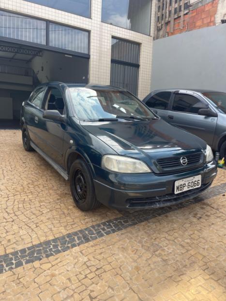 CHEVROLET Astra Hatch 1.8 GL, Foto 2