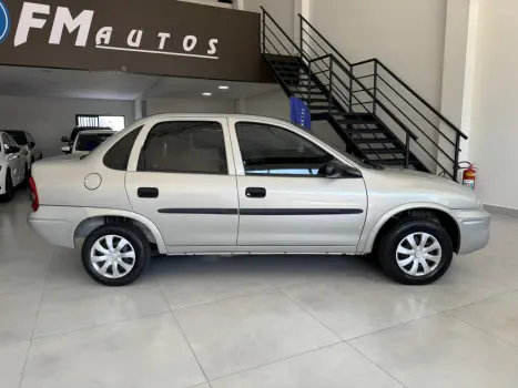 CHEVROLET Classic Sedan 1.0 4P, Foto 3