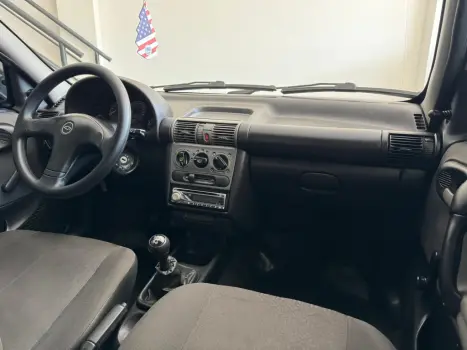 CHEVROLET Classic Sedan 1.0 4P, Foto 6