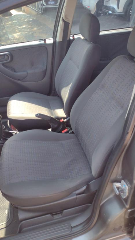 CHEVROLET Corsa Hatch 1.4 4P MAXX FLEX, Foto 3