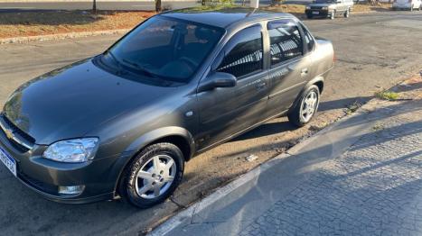 CHEVROLET Corsa Sedan 1.0 4P VHCE LS FLEX, Foto 2