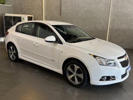 CHEVROLET Cruze Hatch 1.8 16V 4P LT SPORT6 FLEX, Foto 2