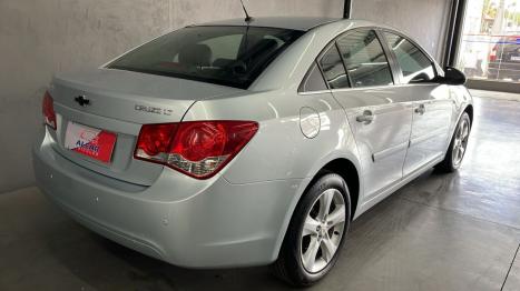 CHEVROLET Cruze Sedan 1.8 16V 4P LT ECOTEC FLEX AUTOMTICO, Foto 3