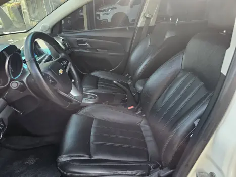 CHEVROLET Cruze Sedan 1.8 16V 4P LT ECOTEC FLEX AUTOMTICO, Foto 9
