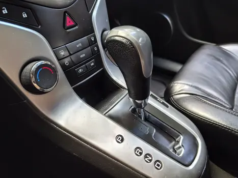 CHEVROLET Cruze Sedan 1.8 16V 4P LT ECOTEC FLEX AUTOMTICO, Foto 14