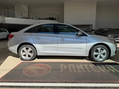 CHEVROLET Cruze Sedan 1.8 16V 4P LT ECOTEC FLEX AUTOMTICO, Foto 3