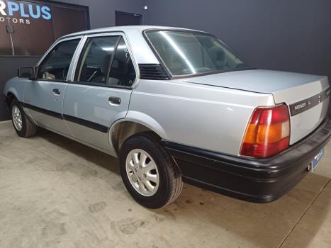 CHEVROLET Monza Sedan 2.0 EFI 4P GL, Foto 3