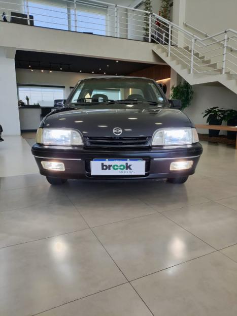 CHEVROLET Monza Sedan 2.0 4P EFI GLS, Foto 2