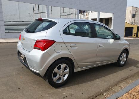 CHEVROLET Onix Hatch 1.4 4P FLEX LT AUTOMTICO, Foto 5