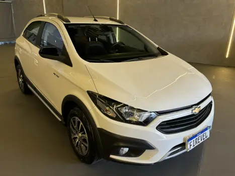 CHEVROLET Onix Hatch 1.4 4P FLEX ACTIV, Foto 2