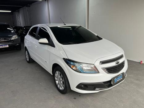 CHEVROLET Onix Hatch 1.4 4P FLEX LT, Foto 3