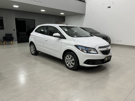 CHEVROLET Onix Hatch 1.4 4P FLEX LT AUTOMTICO, Foto 3