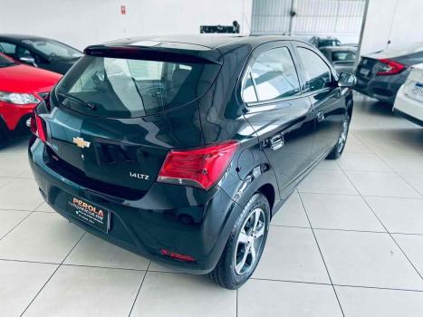 CHEVROLET Onix Hatch 1.4 4P FLEX LTZ, Foto 6